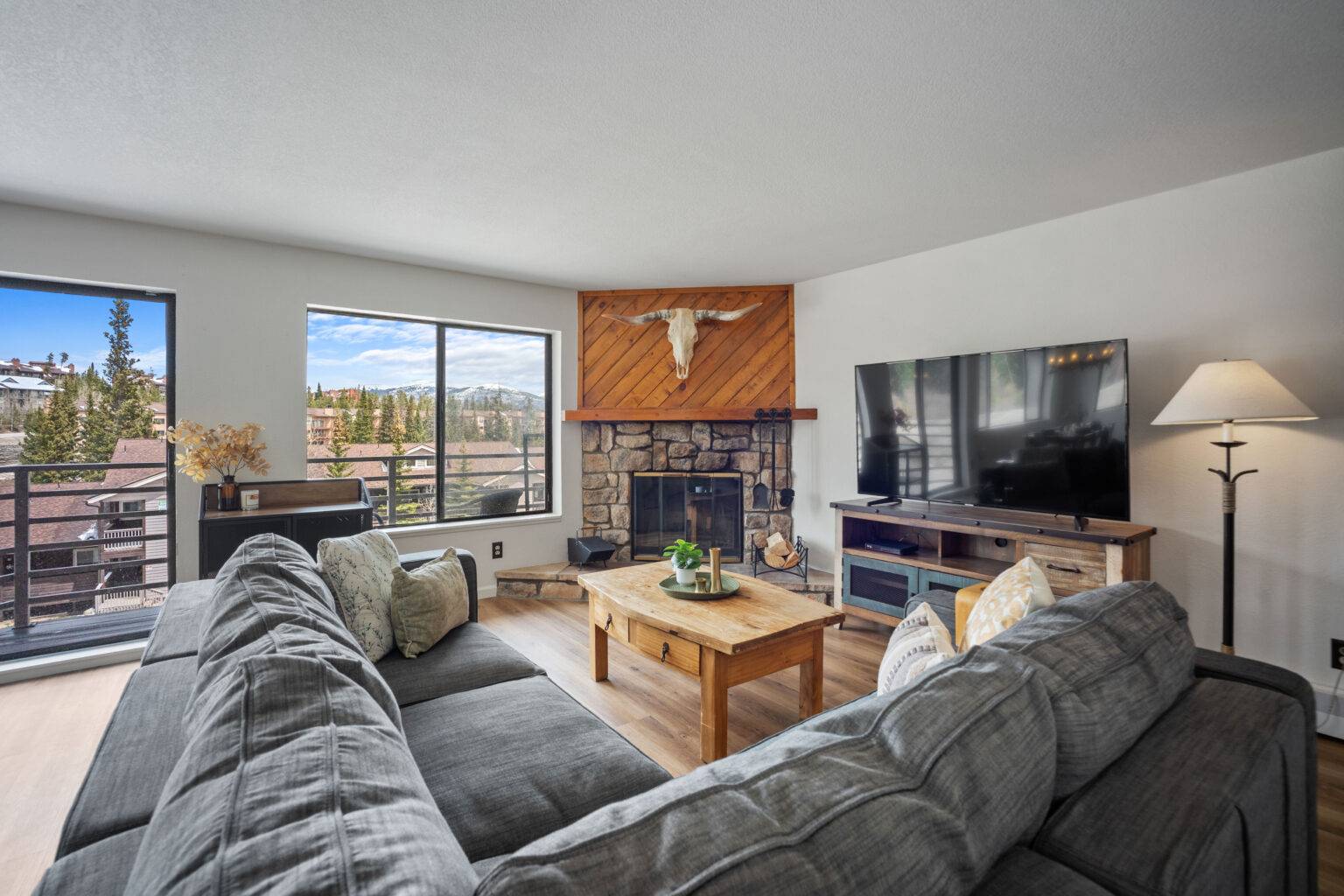 Mountain Charm - 9876 Ryan Gulch Road #206, Silverthorne, CO 80498