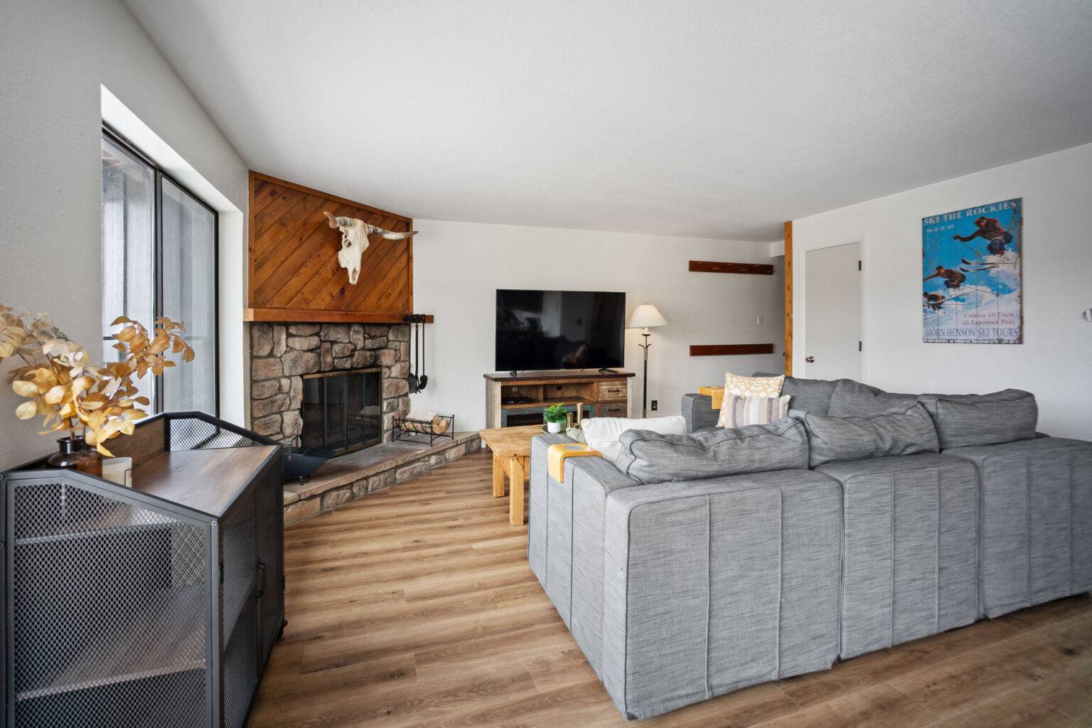 Mountain Charm - 9876 Ryan Gulch Road #206, Silverthorne, CO 80498