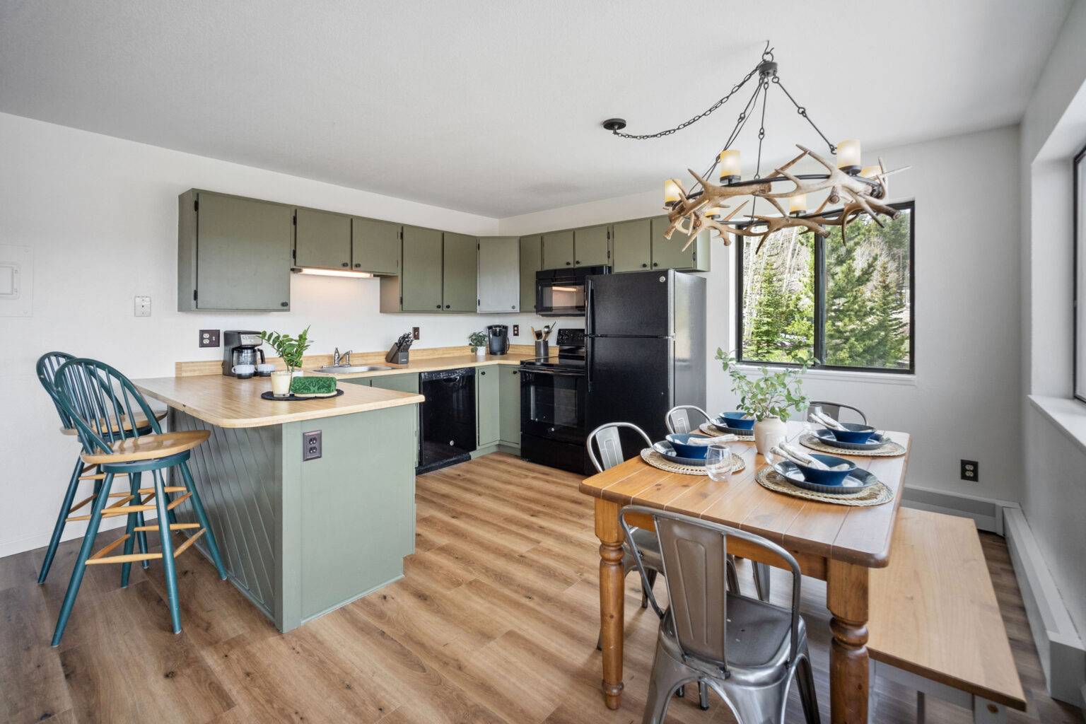 Mountain Charm - 9876 Ryan Gulch Road #206, Silverthorne, CO 80498