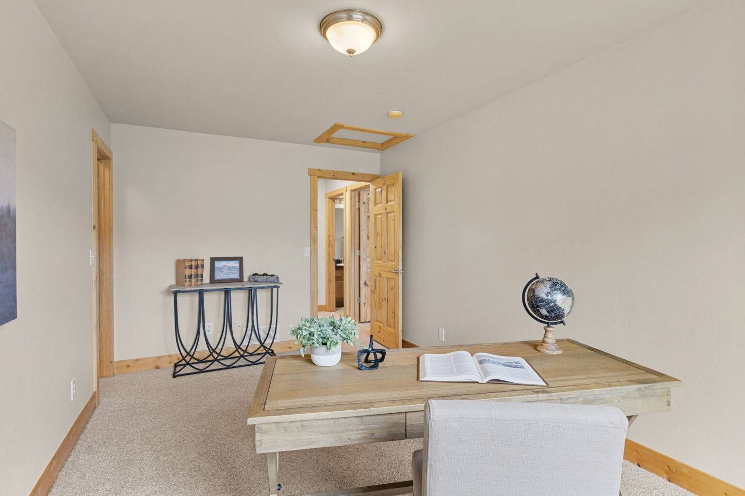 41-web-or-mls-897 Mulligan St-41