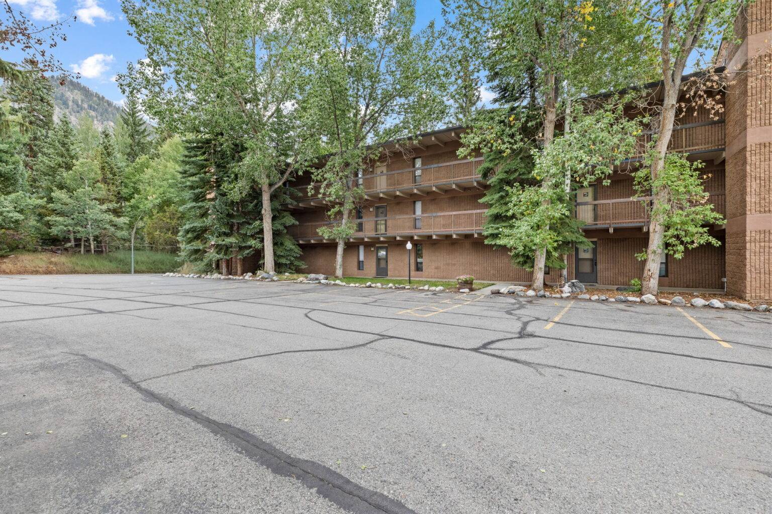 Frisco CO Creekside condo for sale