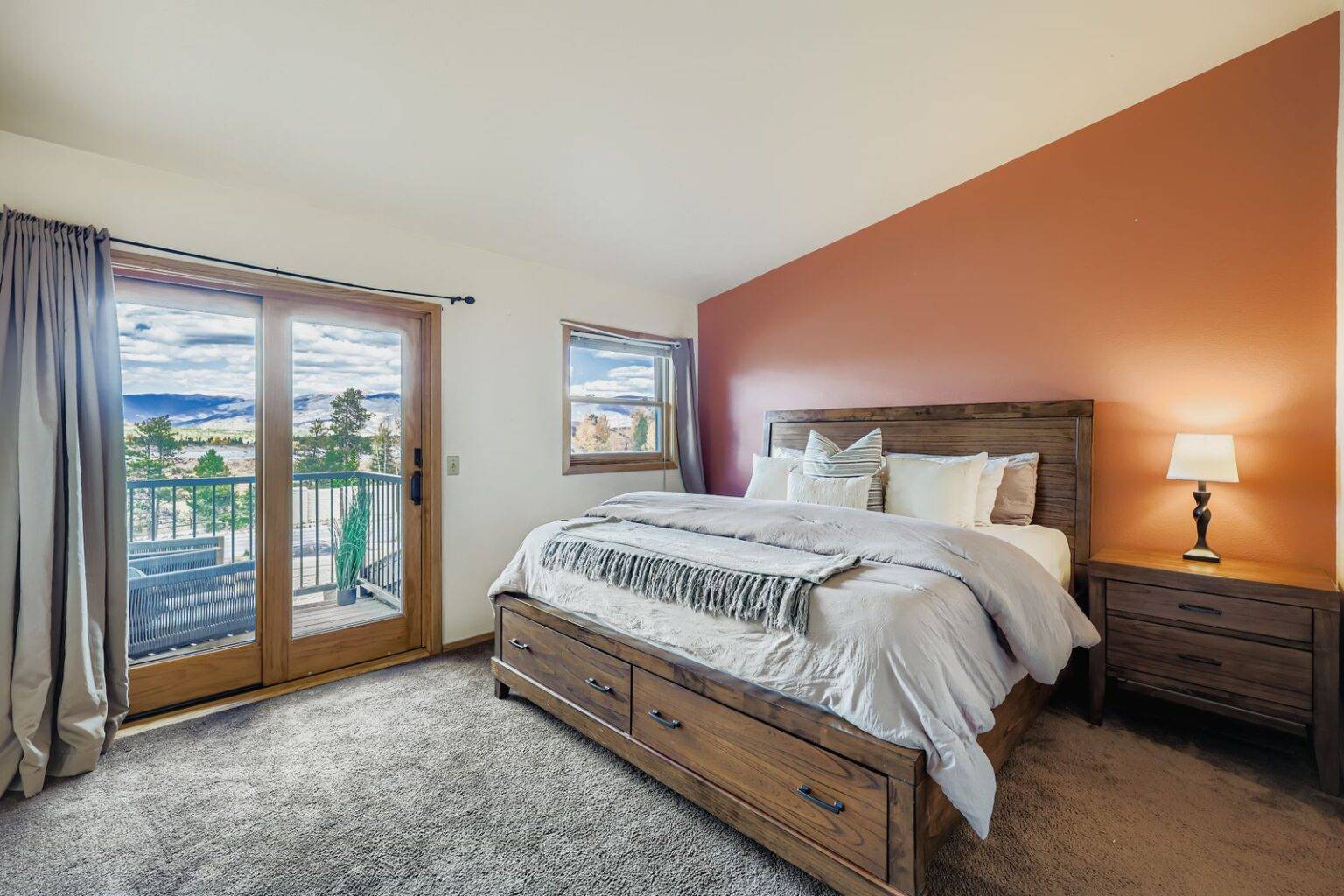 416 C Bayview Dr - MLS Sized - 013 - 14 2nd Floor Primary Bedroom