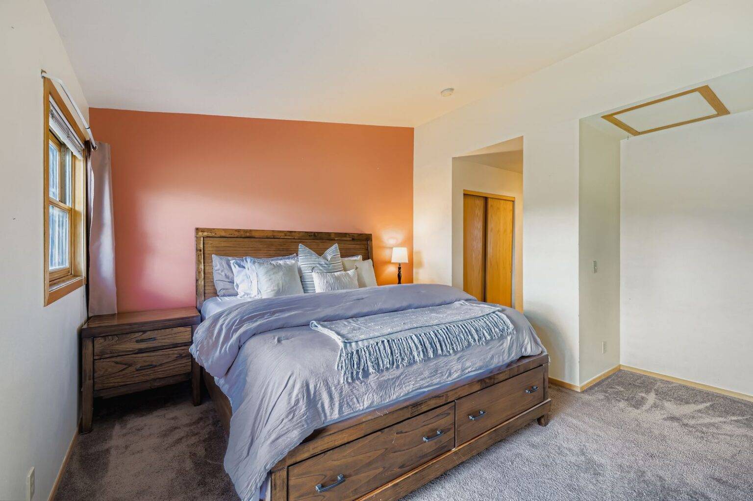 416 C Bayview Dr - MLS Sized - 014 - 15 2nd Floor Primary Bedroom