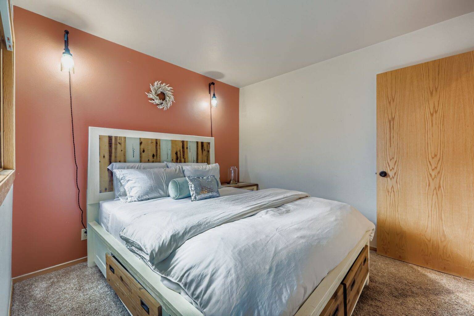 416 C Bayview Dr - MLS Sized - 020 - 21 Lower Level Bedroom