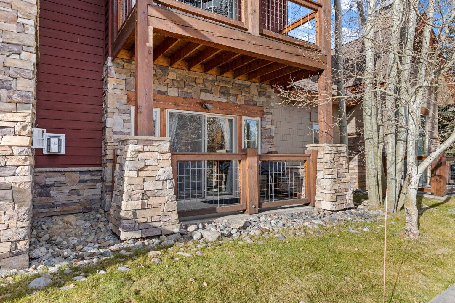 37-web-or-mls-801 Lakepoint Dr B3-37