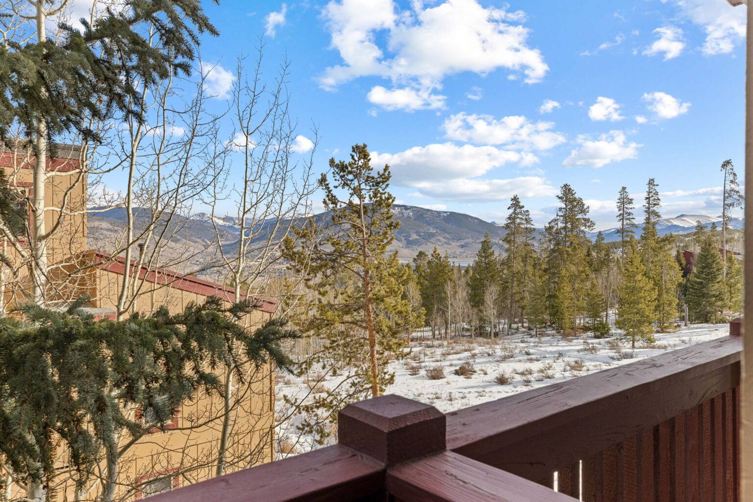 Alpine living near world class recreation