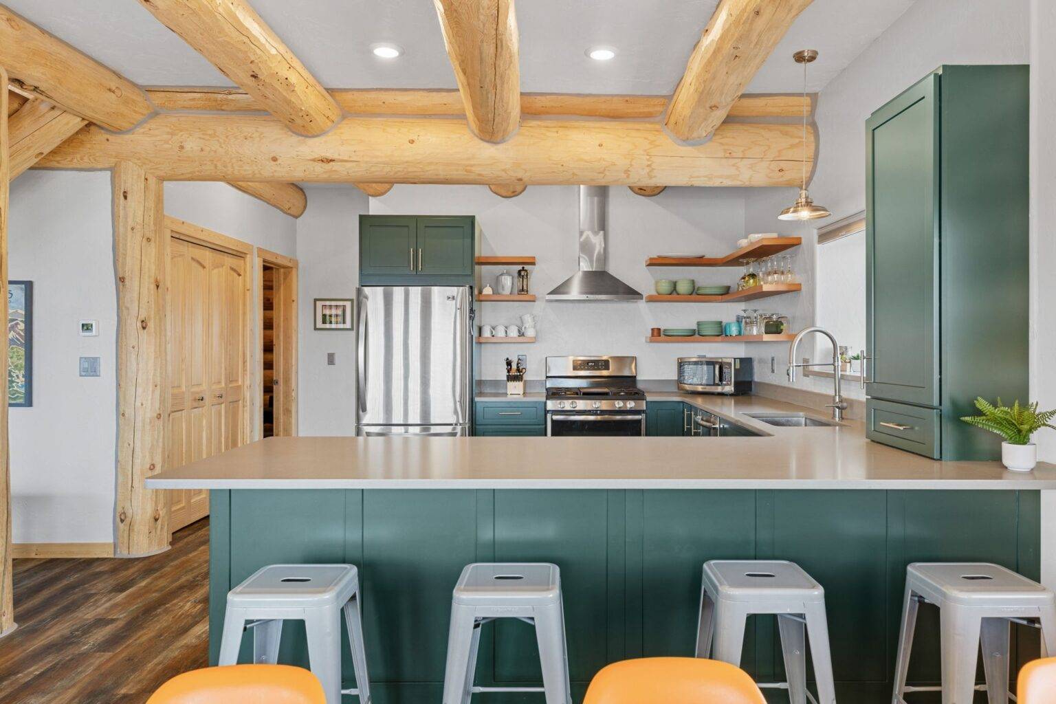 2542 High Creek