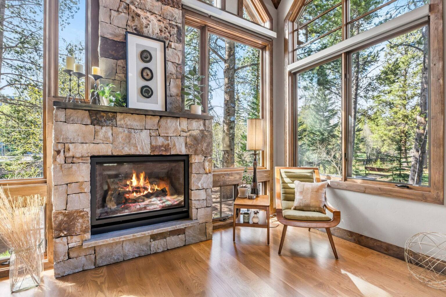 10 - Living Room - Windows surrounding you letting the outdoors shine through