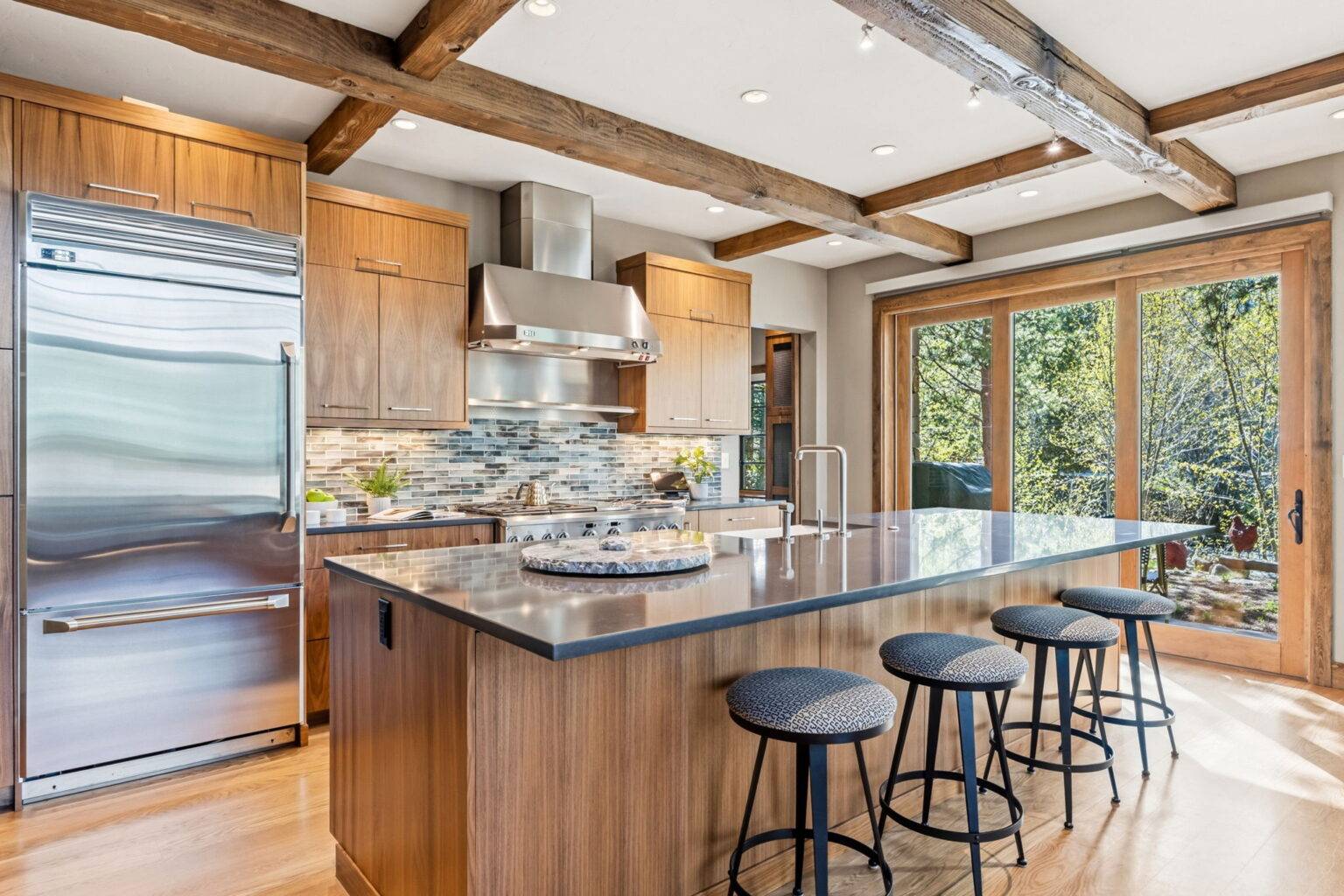 2 - Chef_s Kitchen with huge Island & Monogram appliancesr