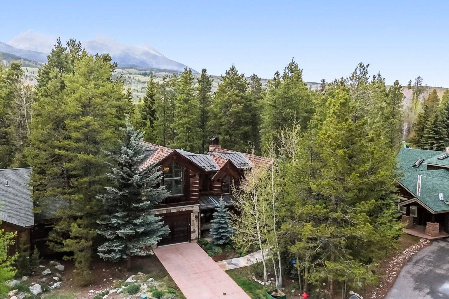 39 - Aerial View - Architectural design made of gorgeous reclaimed wood