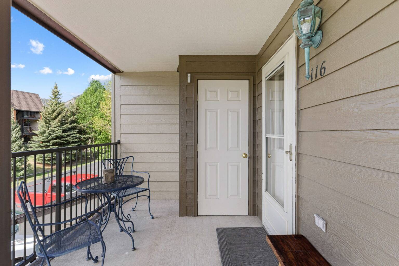 13 - 20-web-or-mls-114 Beaver Lodge Rd #116-20