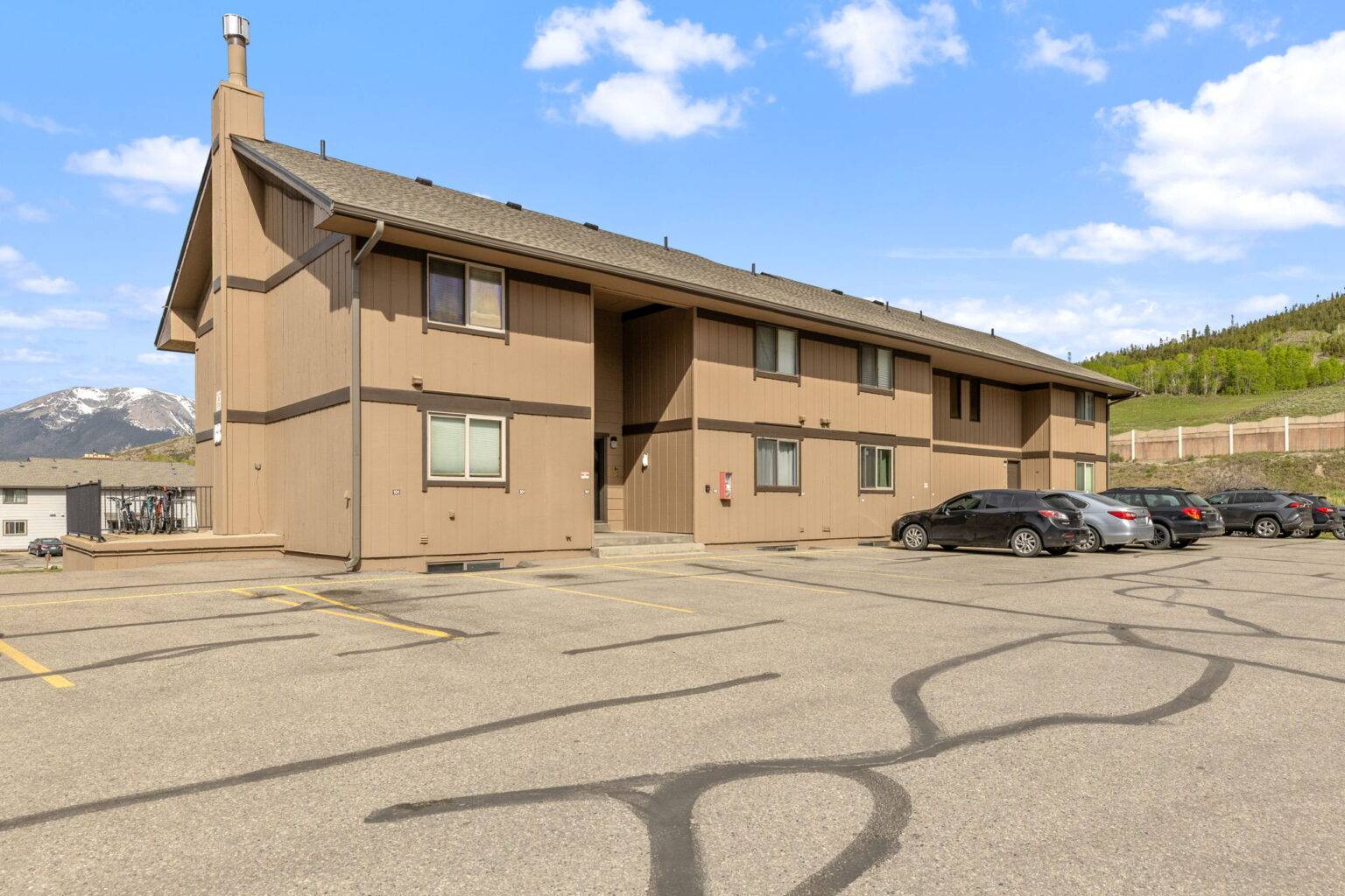 2-web-or-mls-763 Straight Creek Dr B101-2
