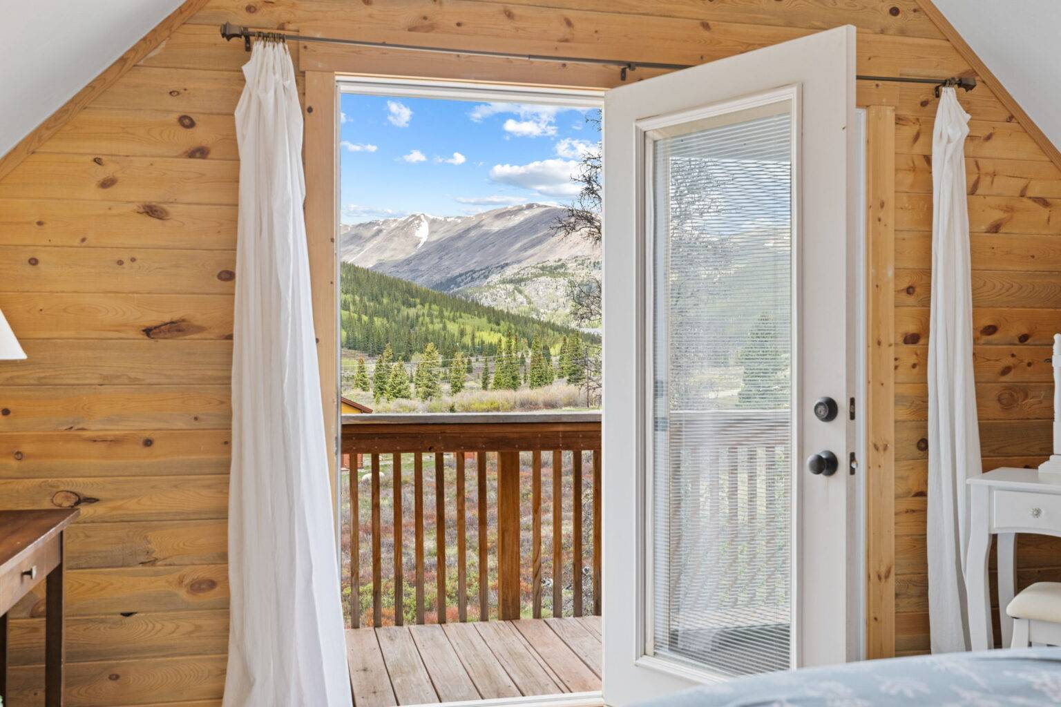 Placer Valley log home
