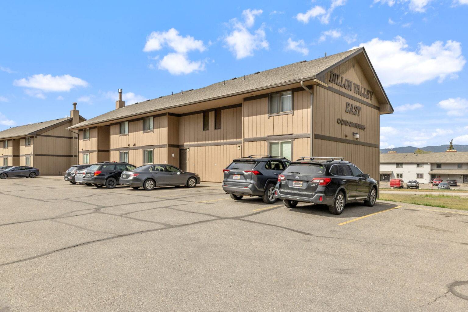3-web-or-mls-763 Straight Creek Dr B101-3