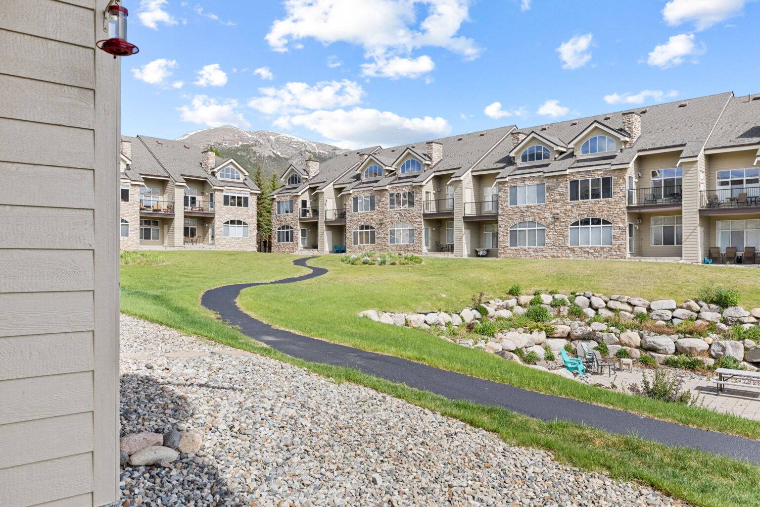 30 - 70-web-or-mls-114 Beaver Lodge Rd #116-70