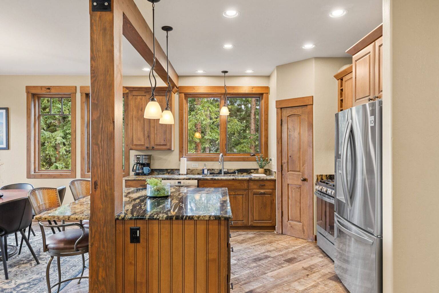 35-web-or-mls-861 High Point Dr-35