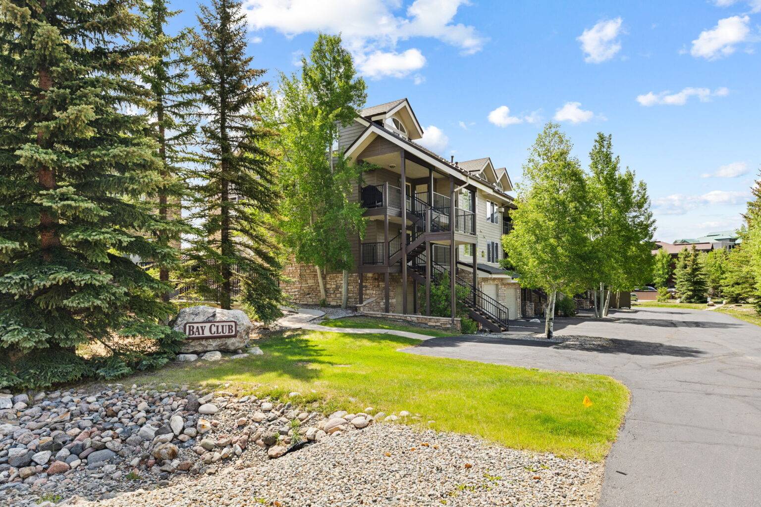 48 - 79-web-or-mls-114 Beaver Lodge Rd #116-79