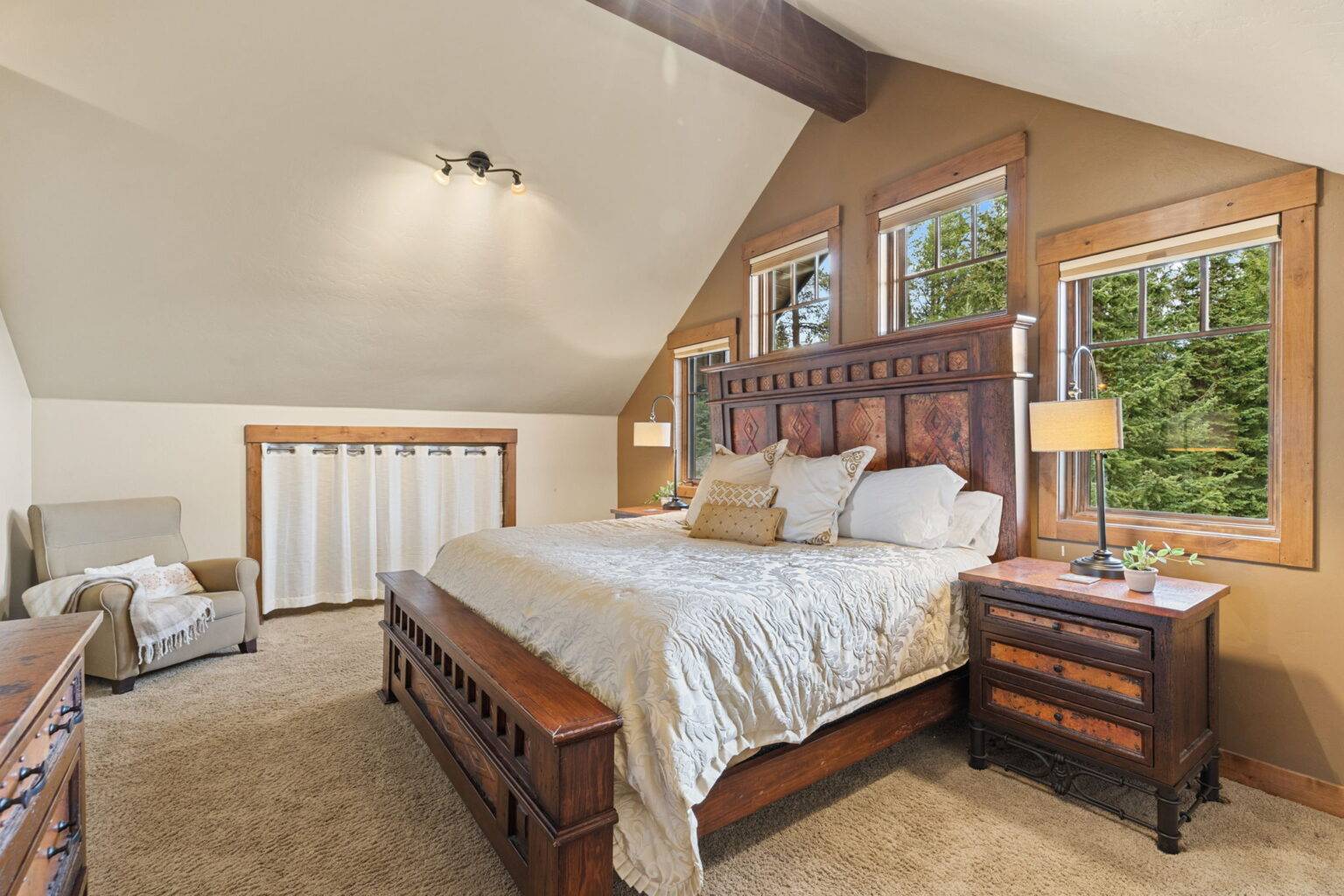 56-web-or-mls-861 High Point Dr-56