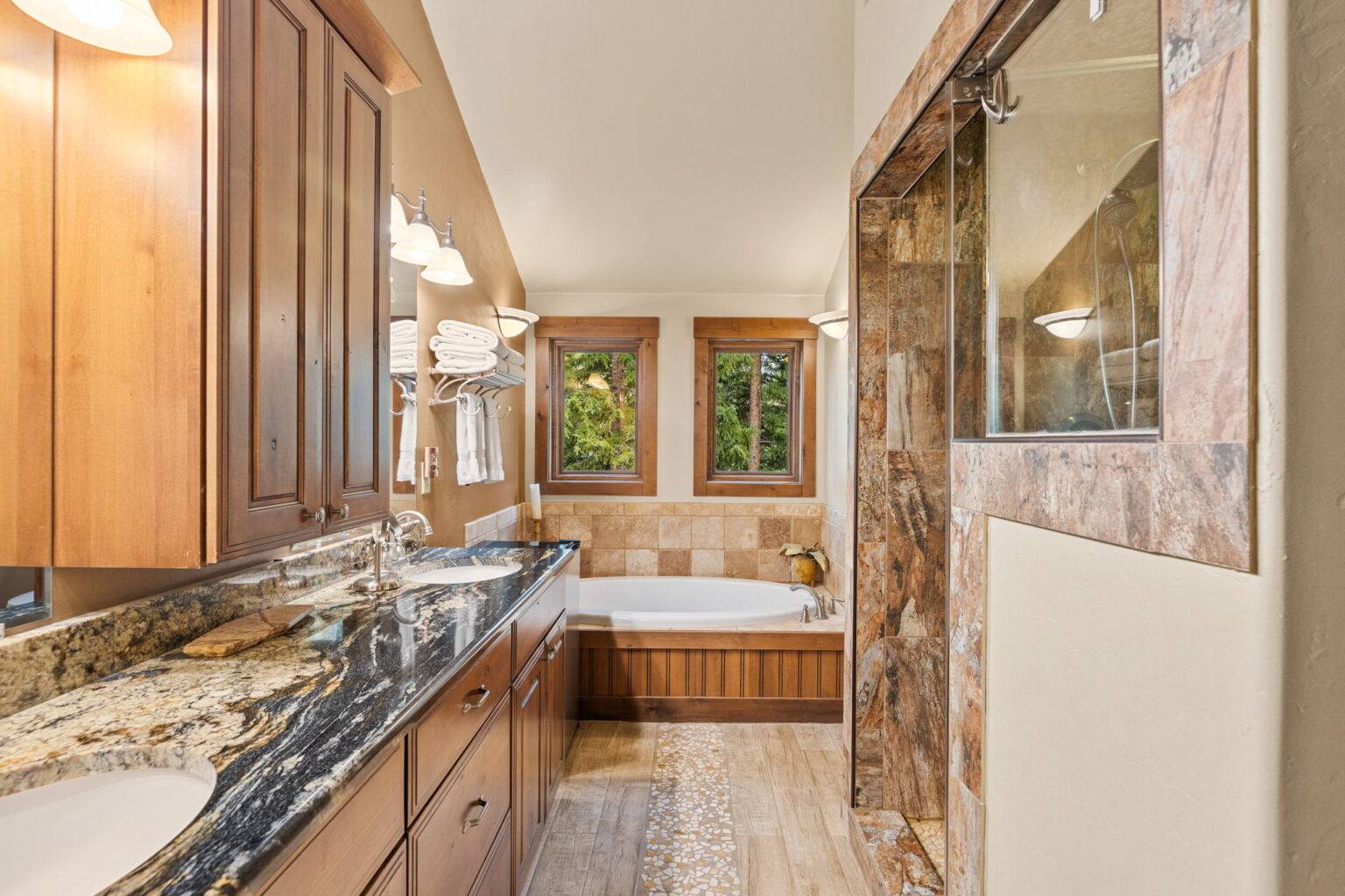 61-web-or-mls-861 High Point Dr-61