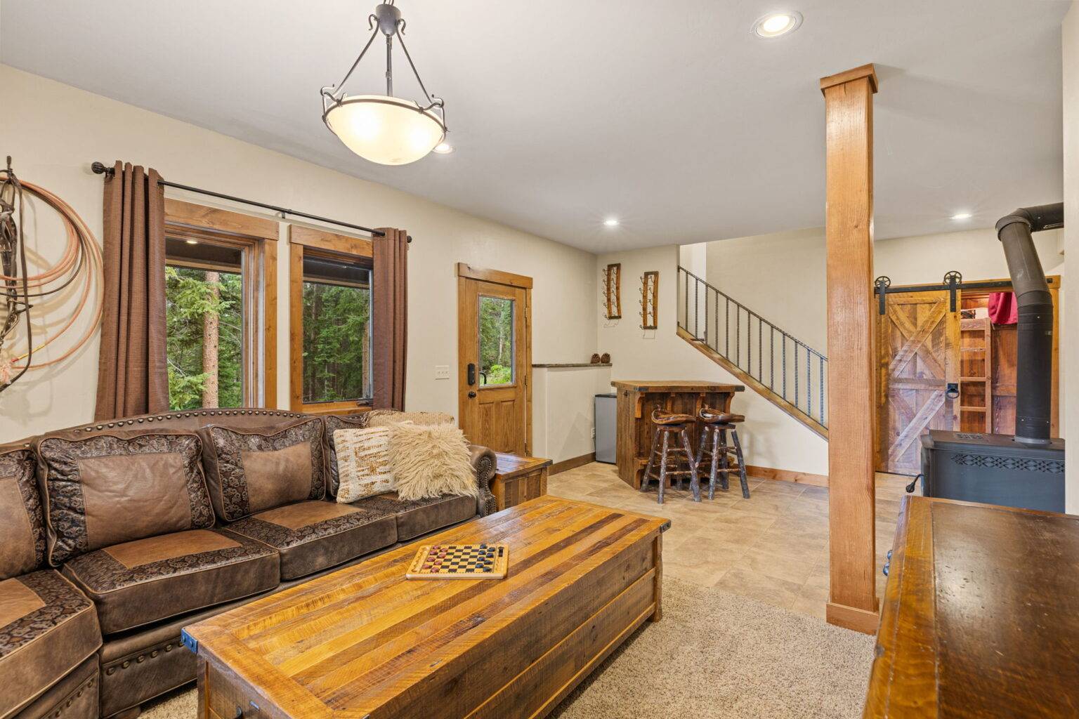 70-web-or-mls-861 High Point Dr-70