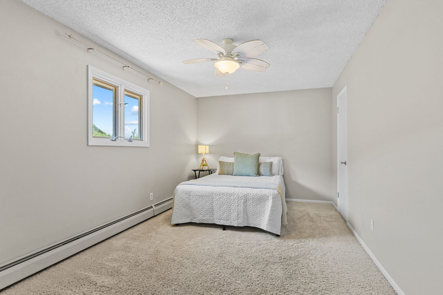 32-web-or-mls-1054 Straight Creek Dr-32
