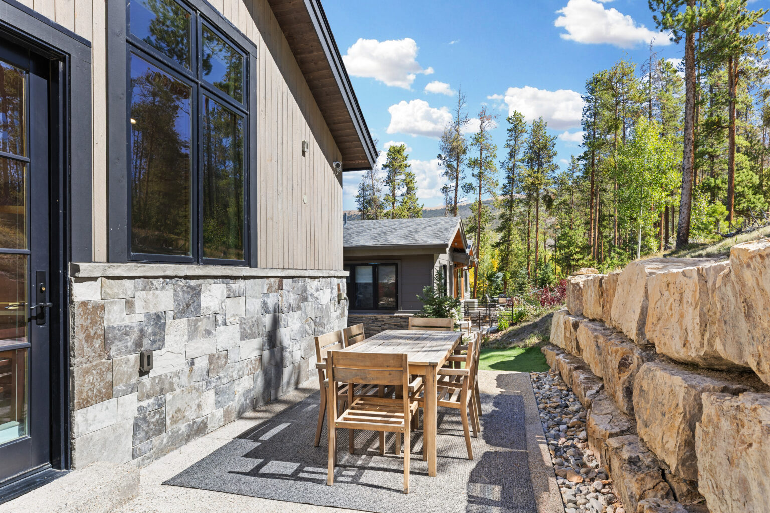 99-print-329 Kestrel Ln-99